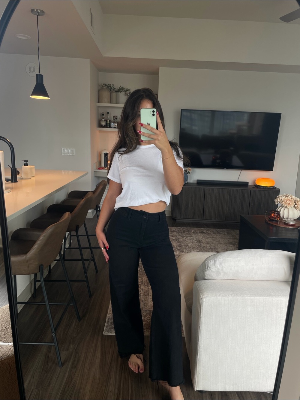 High-Rise Black Wide-Leg Jeans with Frayed Hem